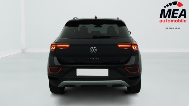 Volkswagen T-Roc image 3