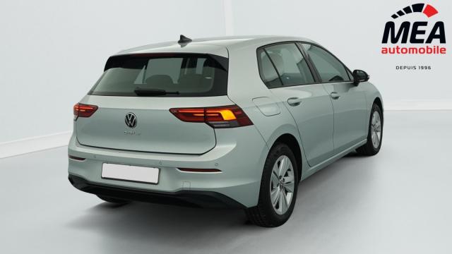 Volkswagen Golf image 9