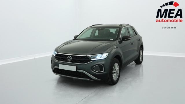 Volkswagen T-Roc image 2