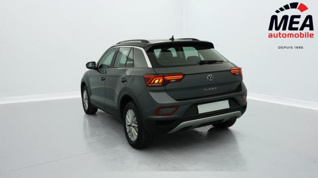 Volkswagen T-Roc image 4