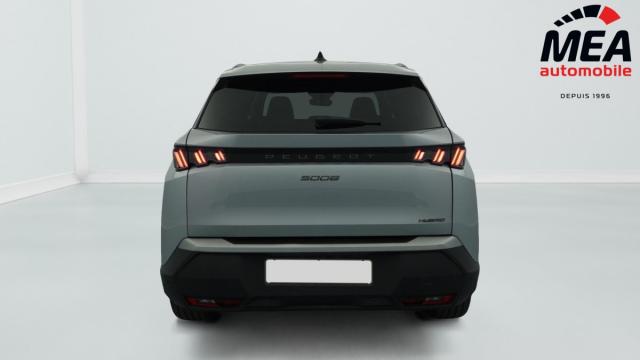 Peugeot 5008 image 1
