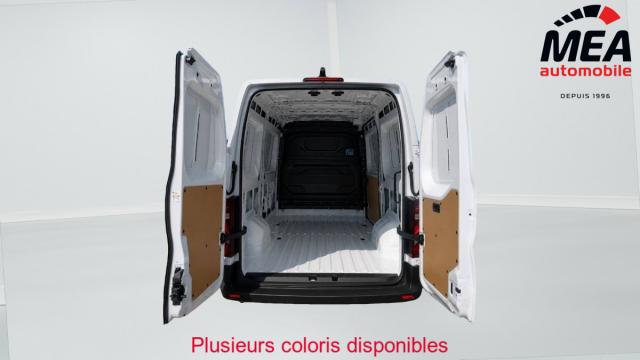 Renault Master image 1