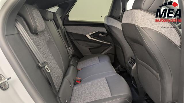 Peugeot 3008 image 2