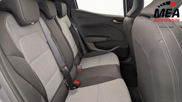 Renault Clio image 9