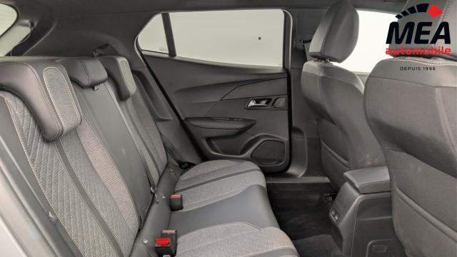 Peugeot 2008 image 3