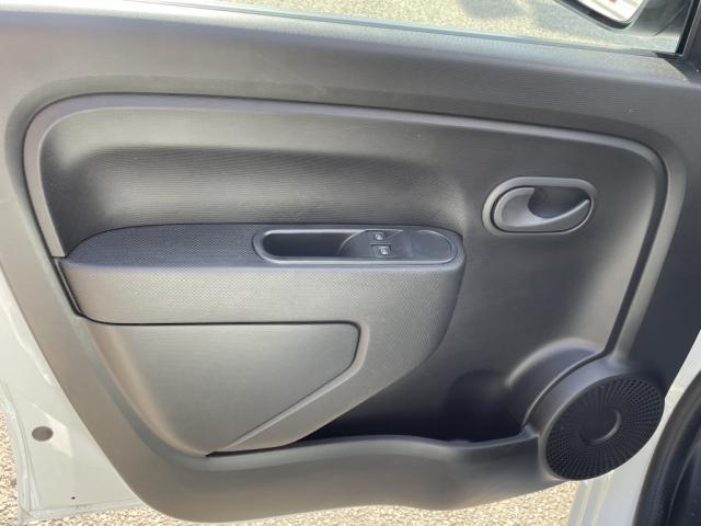 Renault Twingo image 9