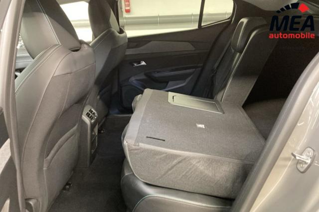 Peugeot 408 image 8