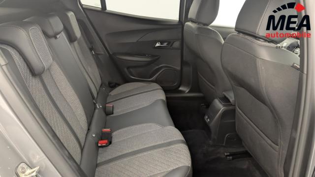 Peugeot 2008 image 8