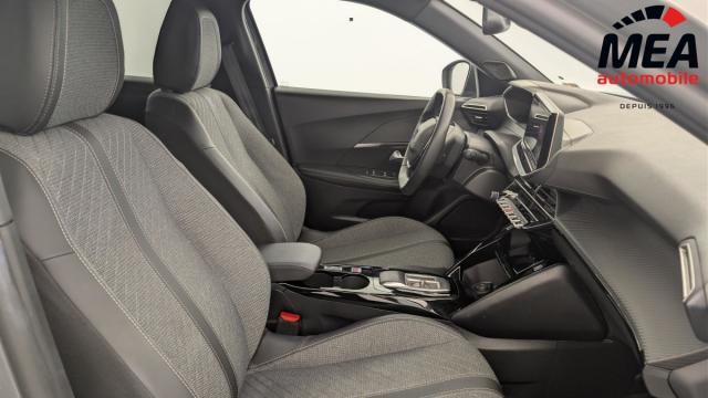 Peugeot 2008 image 2