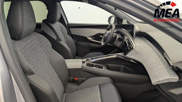 Peugeot 5008 image 1