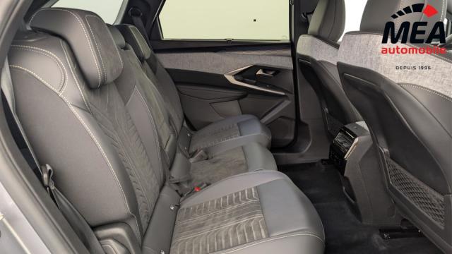 Peugeot 5008 image 2