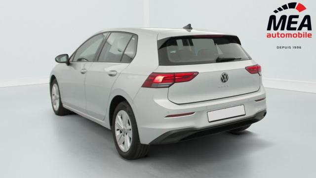 Volkswagen Golf image 9