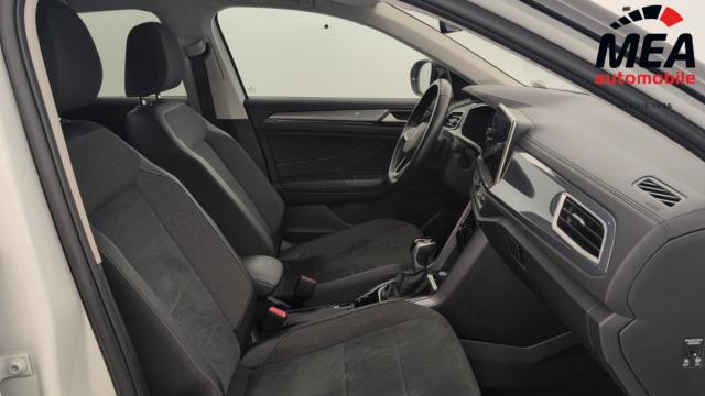 Volkswagen T-Roc image 8
