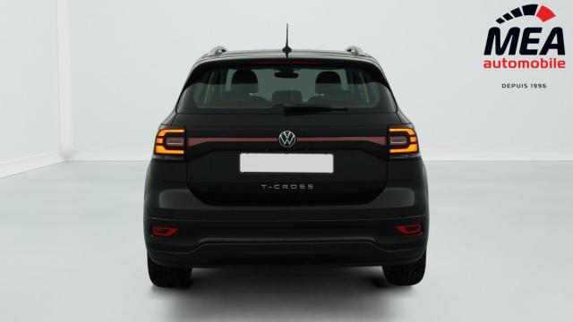 Volkswagen T-Cross image 2