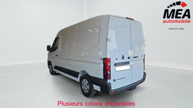 Renault Master image 1