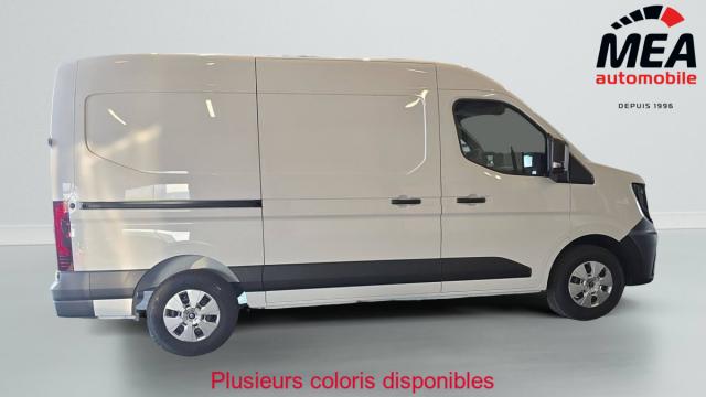Renault Master image 2