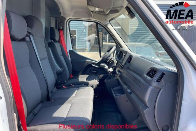 Renault Master image 8