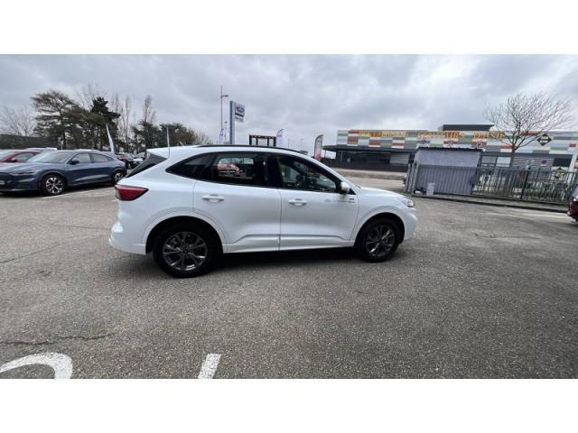 Ford Kuga image 5
