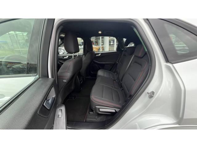 Ford Kuga image 7