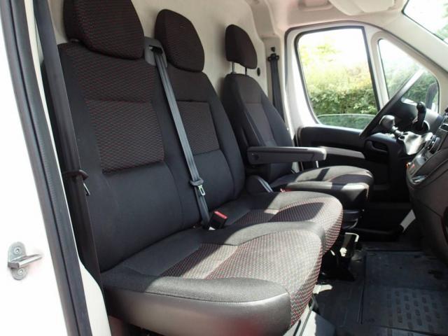 Peugeot Boxer image 6