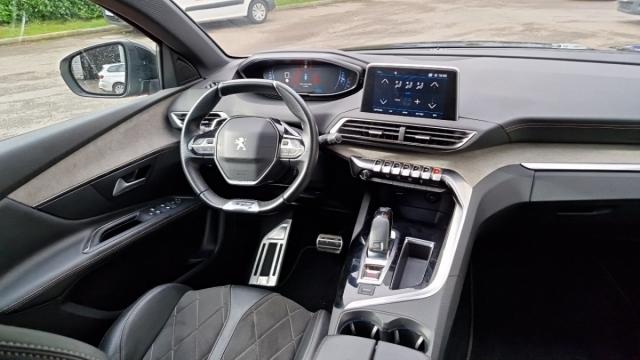 Peugeot 3008 image 3