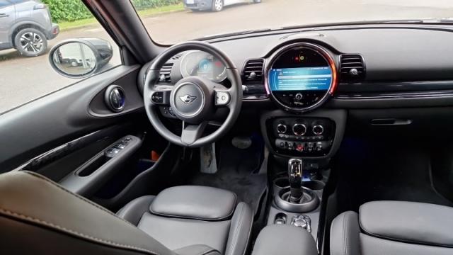 Mini Clubman image 4