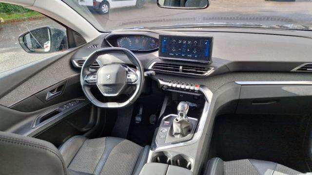 Peugeot 3008 image 7