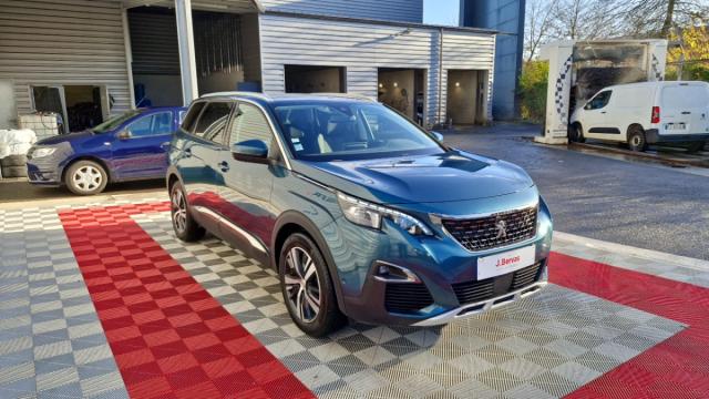 Peugeot 5008 image 3