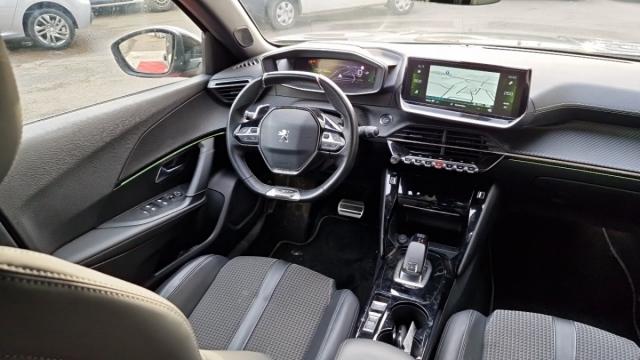 Peugeot 2008 image 1
