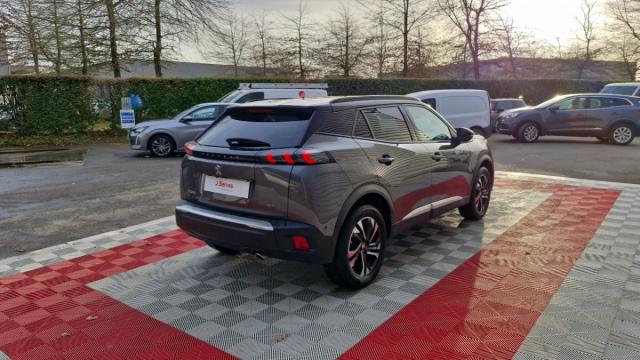 Peugeot 2008 image 2