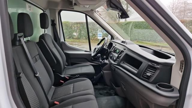 Ford Transit image 5