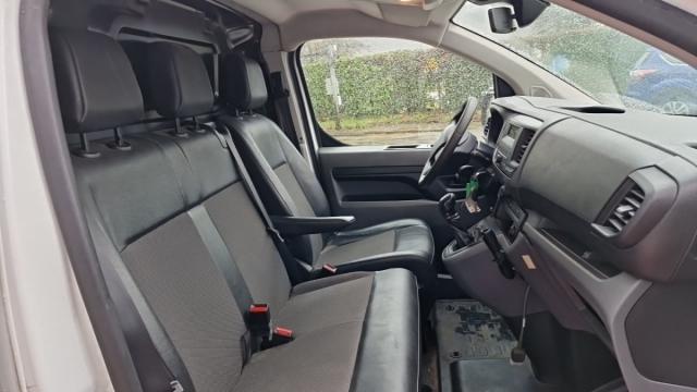 Citroen Jumpy image 1
