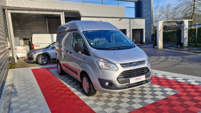 Ford Transit Custom image 7