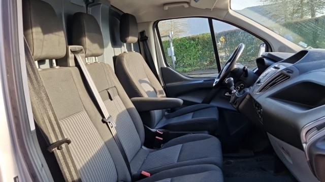 Ford Transit Custom image 1