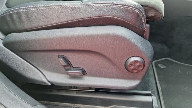 Mercedes Benz Glc image 5