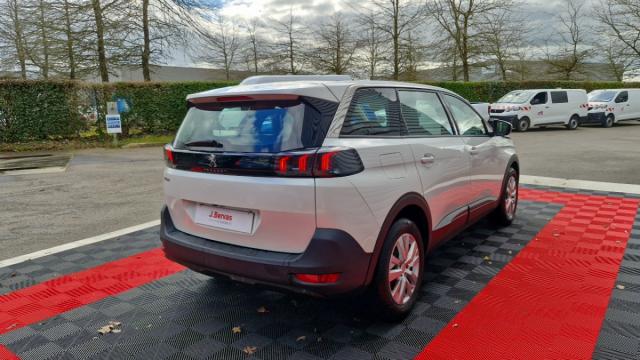 Peugeot 5008 image 7