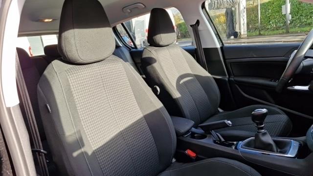 Peugeot 308 image 6