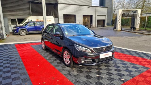 Peugeot 308 image 1