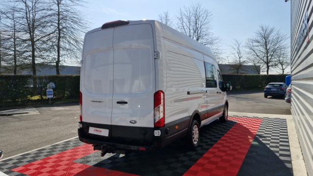Ford Transit image 3
