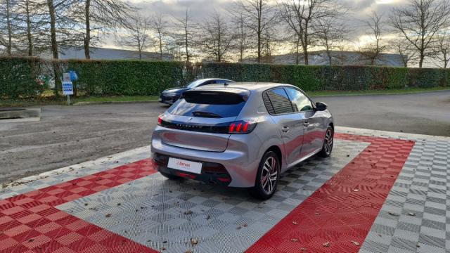 Peugeot 208 image 2