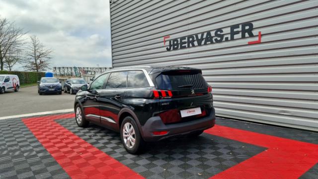 Peugeot 5008 image 9