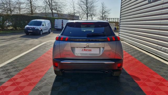 Peugeot 2008 image 6