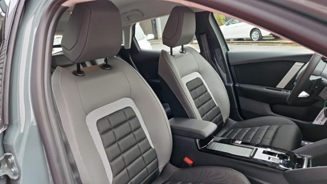 Citroen C4 image 8