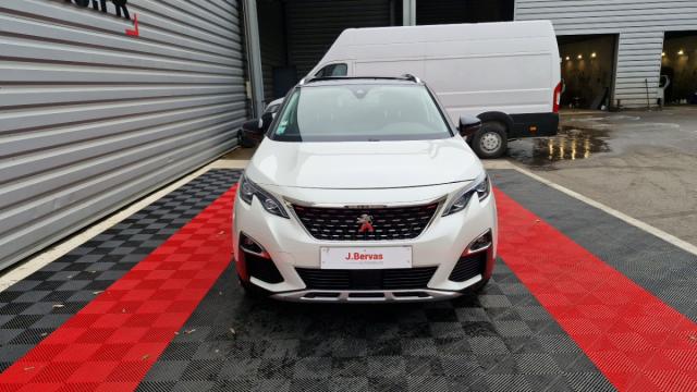 Peugeot 3008 image 1