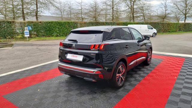 Peugeot 3008 image 1