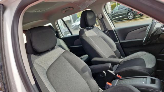 Citroen Grand C4 Spacetourer image 8