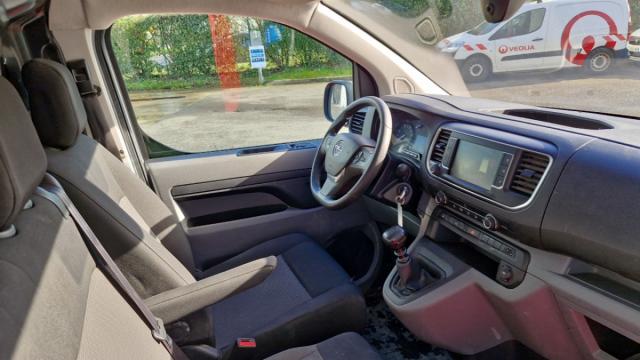 Opel Vivaro image 3