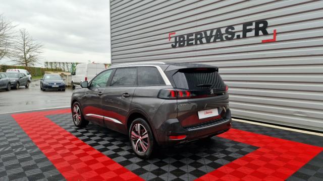 Peugeot 5008 image 1