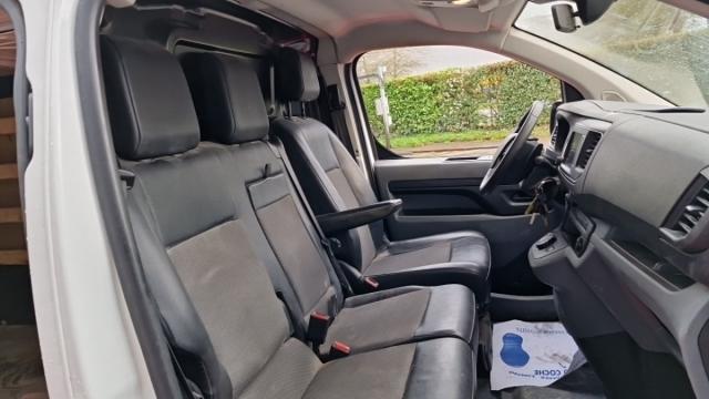 Peugeot Expert image 1