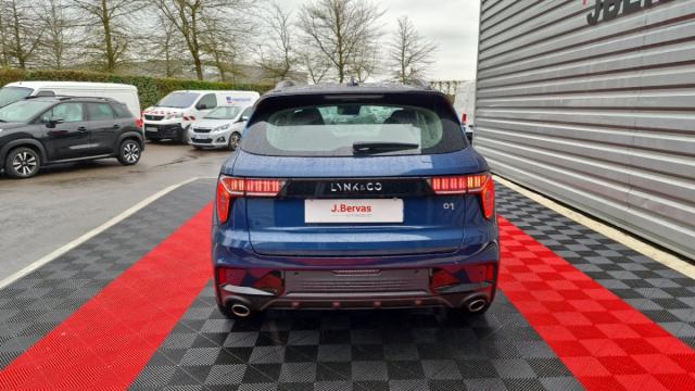 Lynk & Co 01 image 9